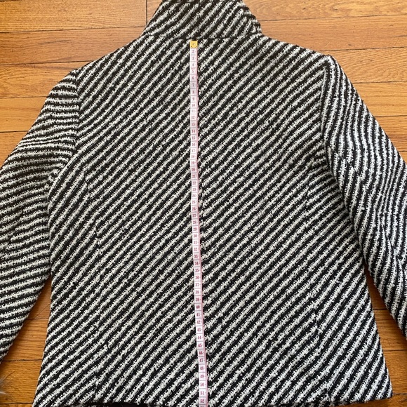Ann Taylor Black and White Striped jacket with Faux Fur Cuffs - Picture 5 of 6